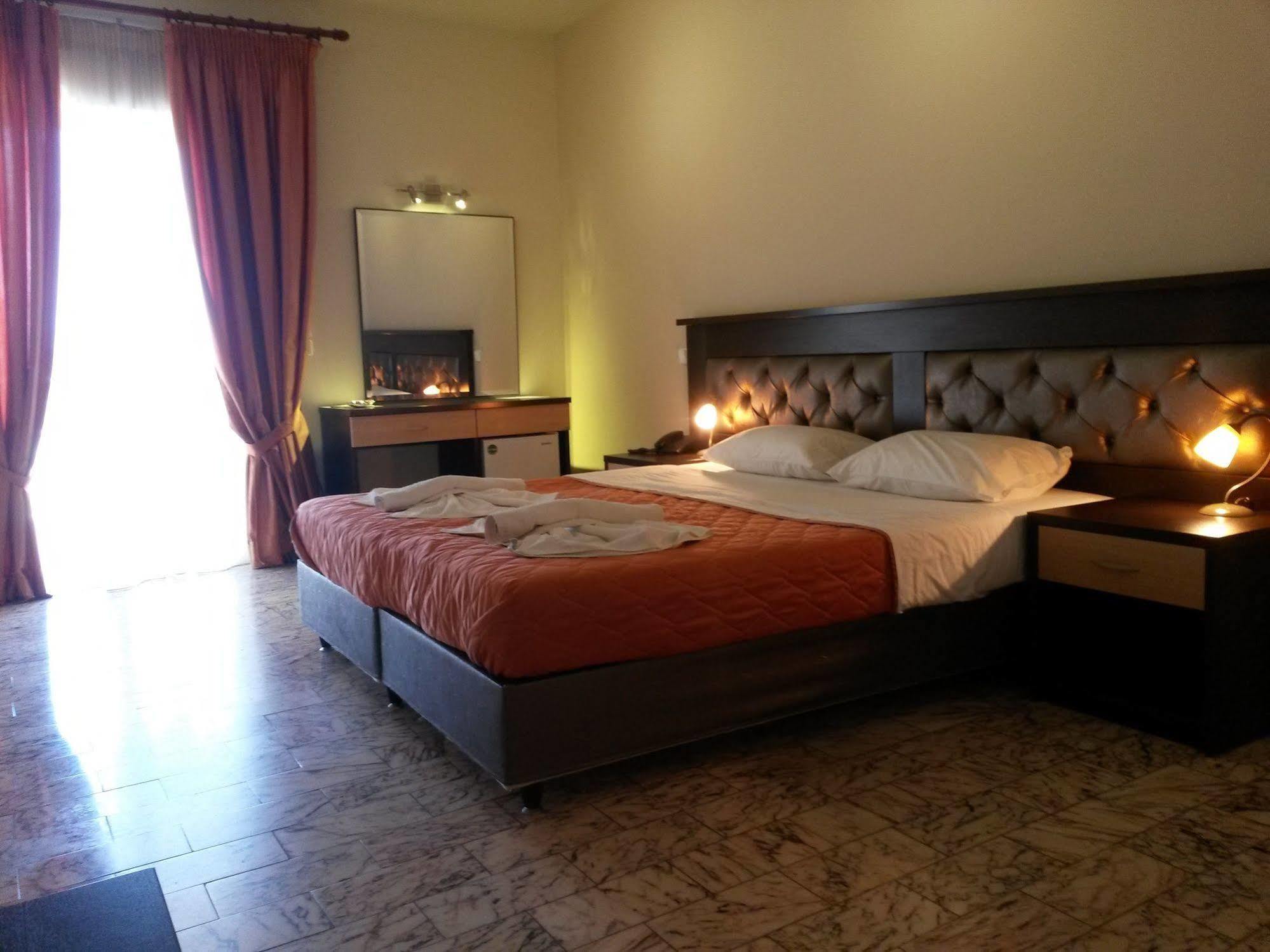 Belvedere Hotel Skiathos Achladies  Exterior foto
