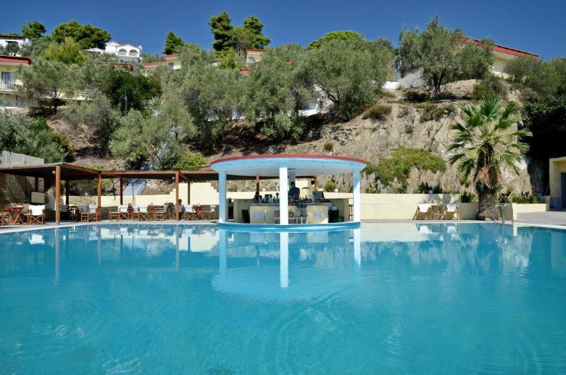 Belvedere Hotel Skiathos Achladies  Exterior foto
